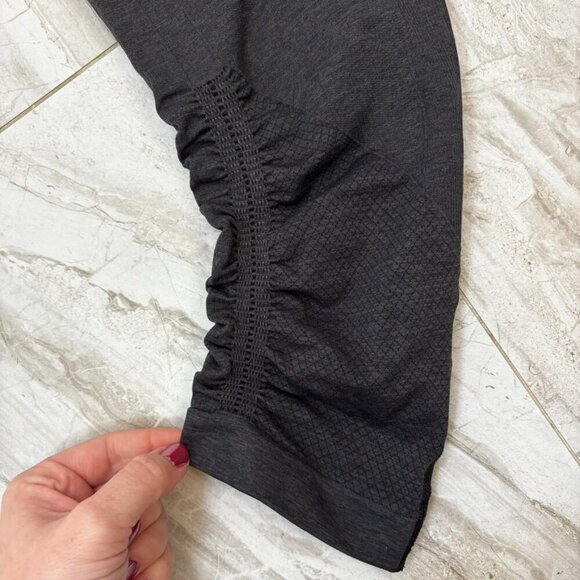 Lululemon Athletica In The‎ Flow II Heathered Black leggings Size 4 - Picture 7 of 11